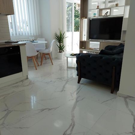 סקופיה Luxury Apartment Iva מראה חיצוני תמונה