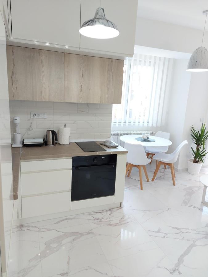 סקופיה Luxury Apartment Iva מראה חיצוני תמונה
