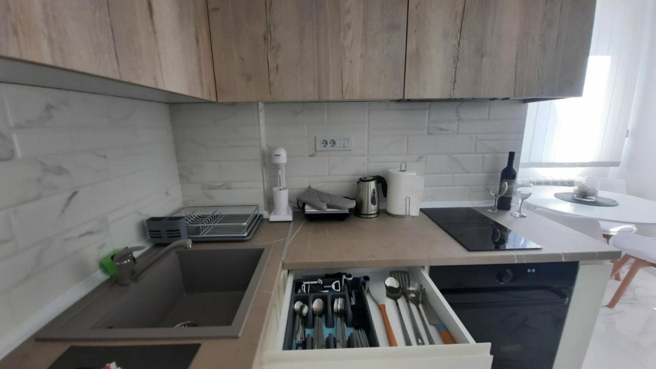 סקופיה Luxury Apartment Iva מראה חיצוני תמונה